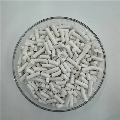 Katalyzátor pro regeneraci síry na bázi TiO2